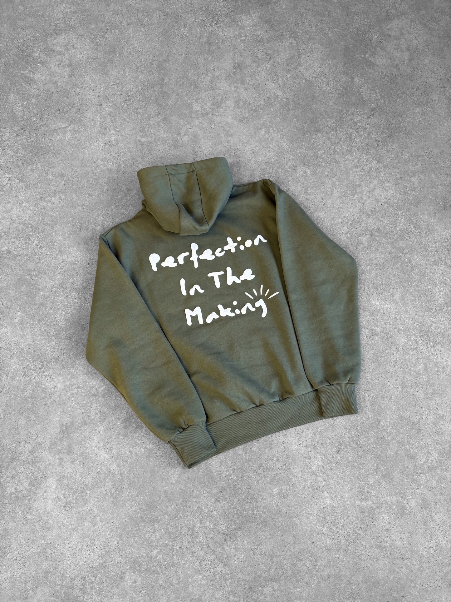 MILITARY GREEN OVERSIZED HOODIE