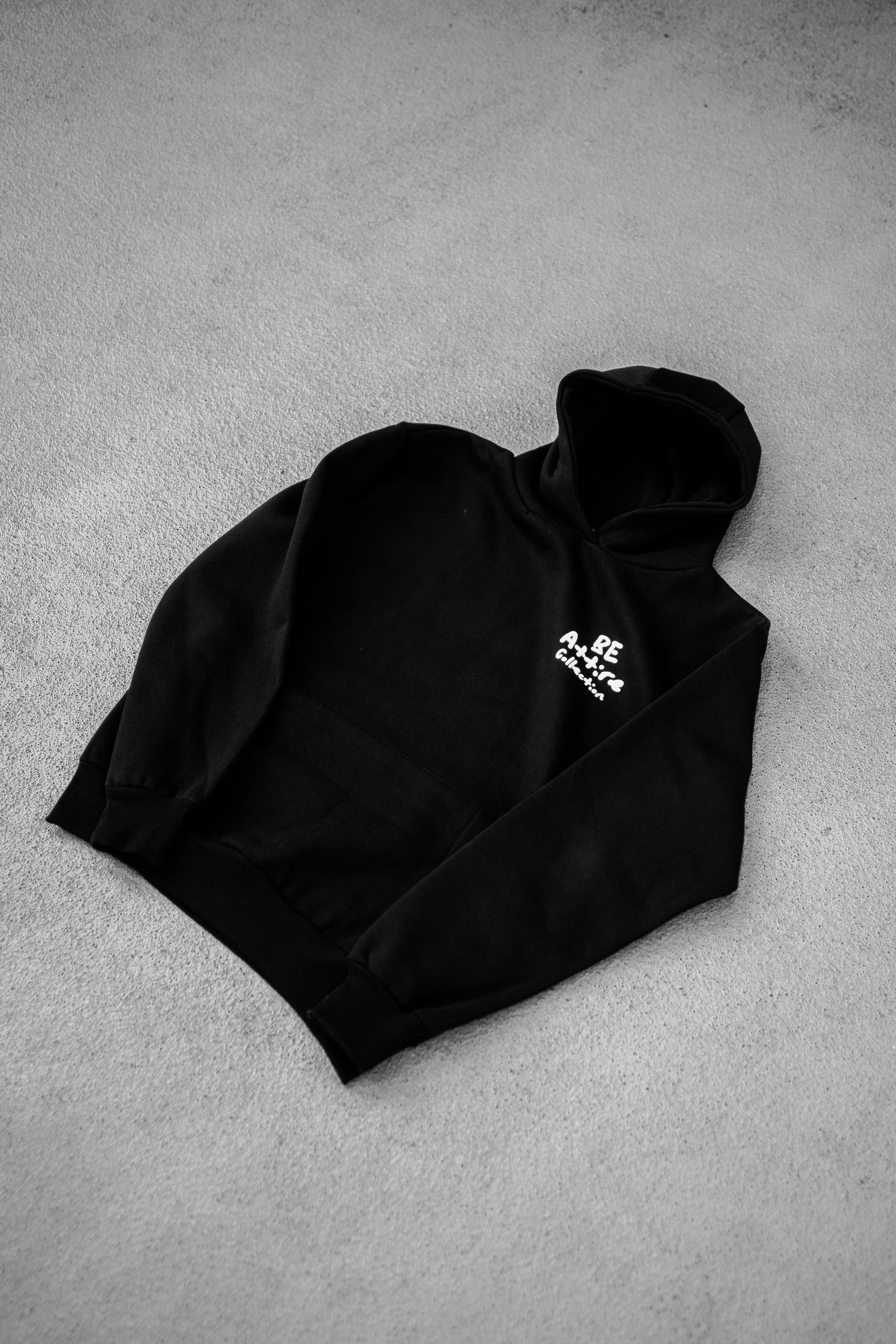 OVERSIZED HOODIE